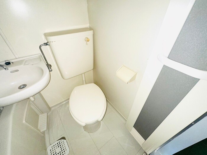 物件内観写真11　(トイレ)
