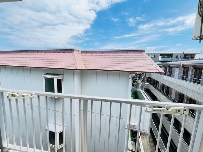 物件内観写真16　(室内からの展望)