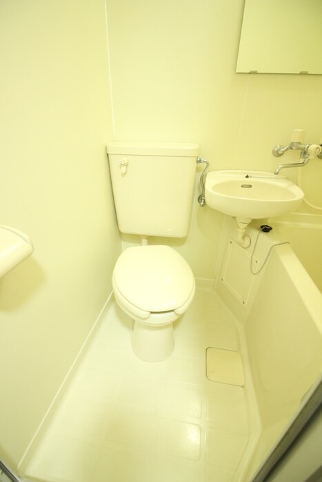 物件内観写真14　(トイレ)