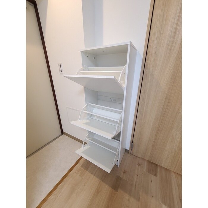 物件内観写真16　(靴箱)