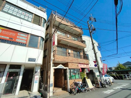 飯田ビル外観写真