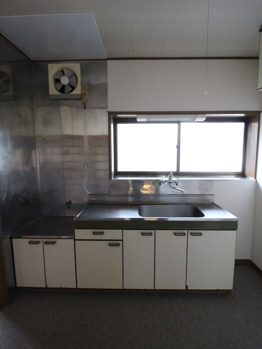 物件内観写真8　(キッチン)