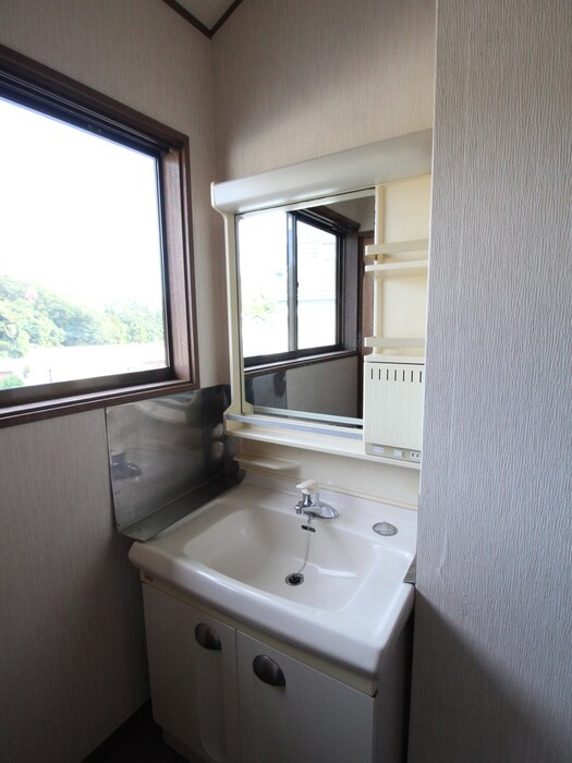 物件内観写真11　(洗面)