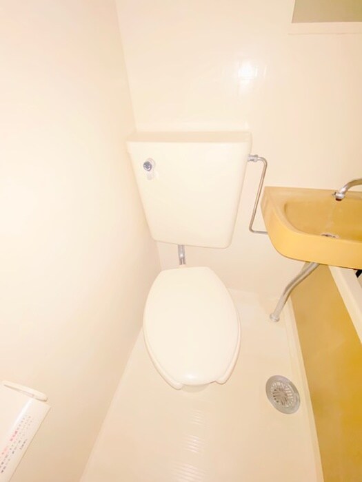 物件内観写真11　(トイレ)