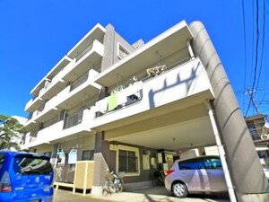 ニューパピヨン外観写真