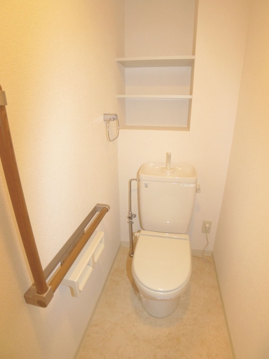 物件内観写真16　(トイレ)