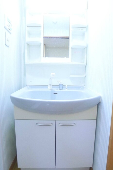 物件内観写真9　(洗面)