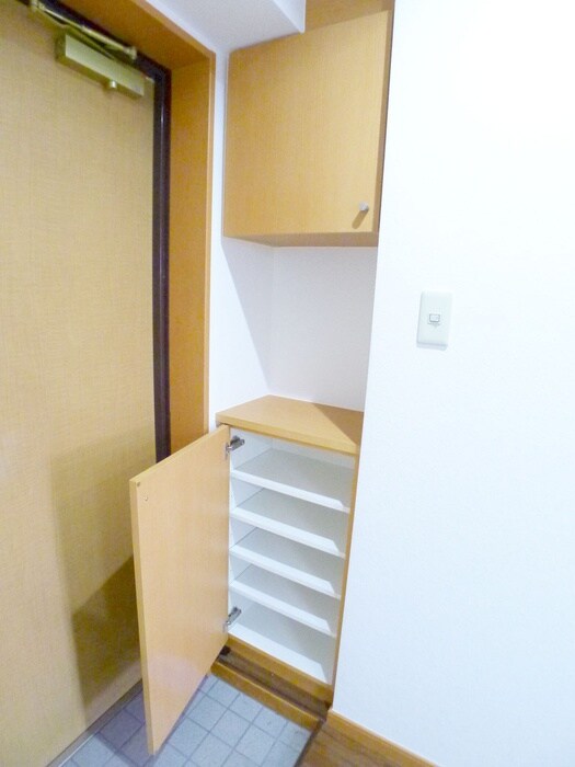 物件内観写真21　(靴箱)