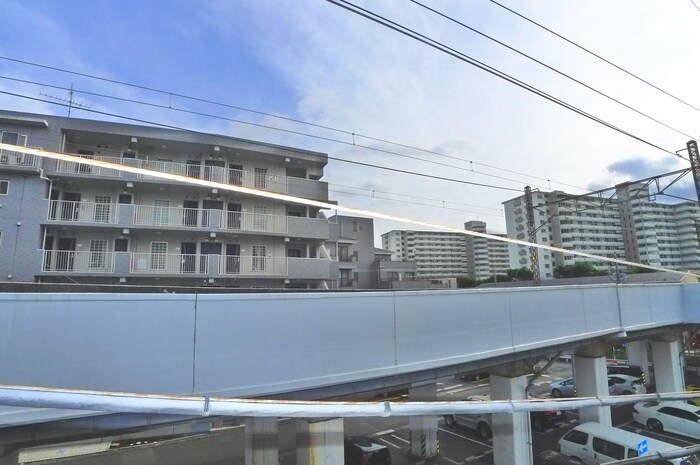 物件内観写真22　(室内からの展望)