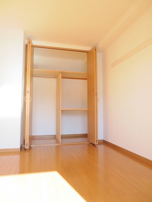 物件内観写真11　(収納)