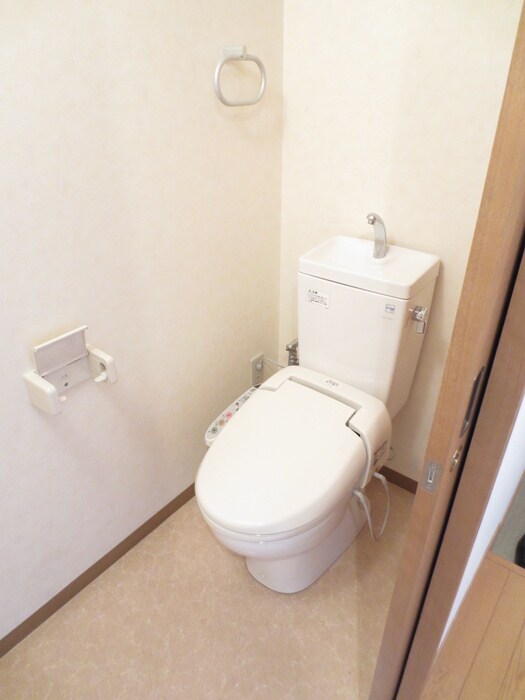 物件内観写真16　(トイレ)