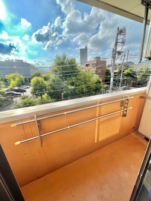 フラットグリーンのベランダ・バルコニー