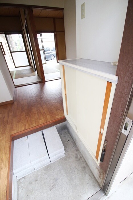 物件内観写真14　(靴箱)