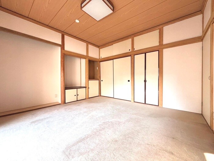 物件内観写真10　(居室)