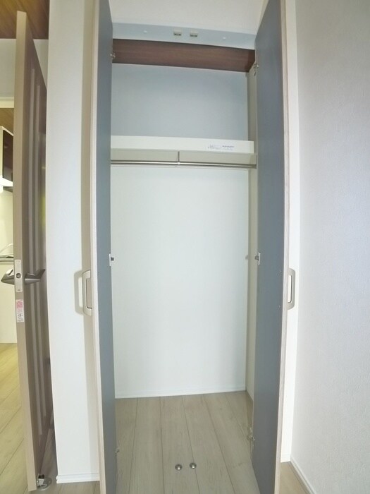 物件内観写真21　(収納)