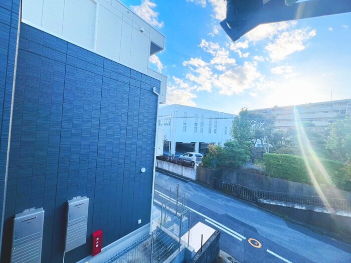 物件内観写真19　(室内からの展望)