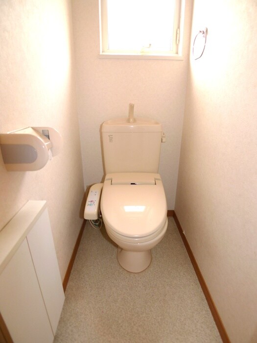 物件内観写真13　(トイレ)