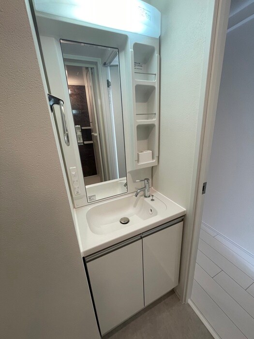 物件内観写真11　(洗面)