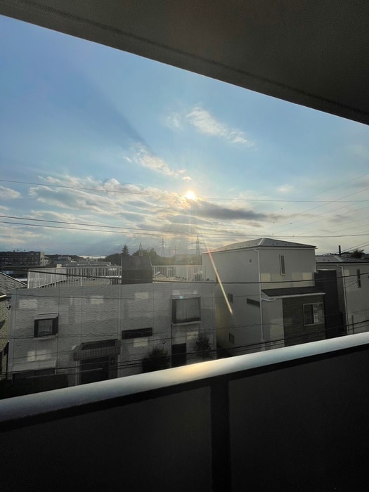 物件内観写真16　(室内からの展望)