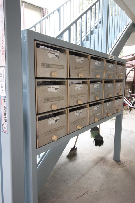 物件外観写真5　(エントランス部分)