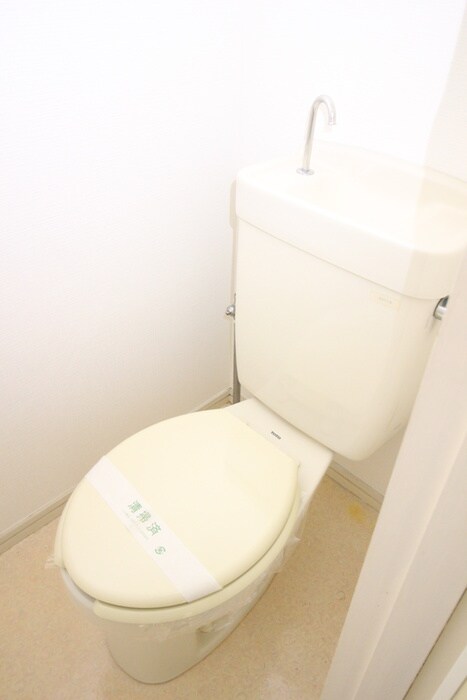 物件内観写真15　(トイレ)