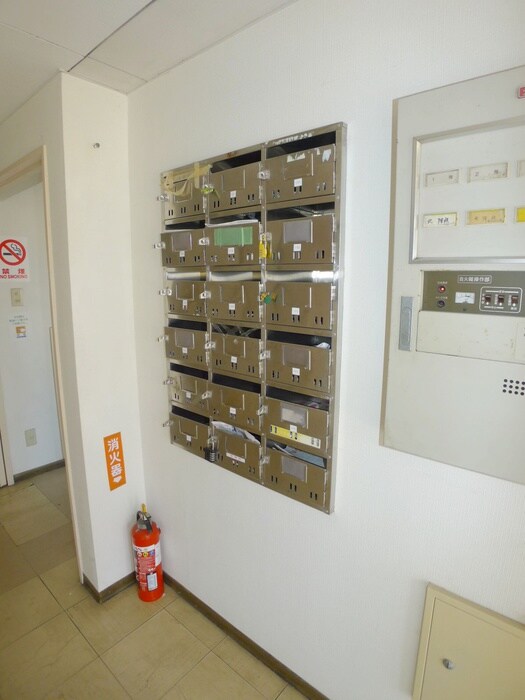 物件外観写真6　(建物設備)