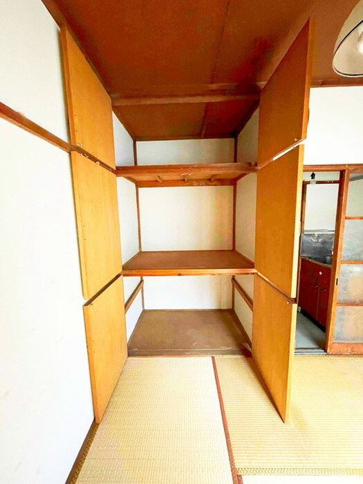 物件内観写真12　(収納)