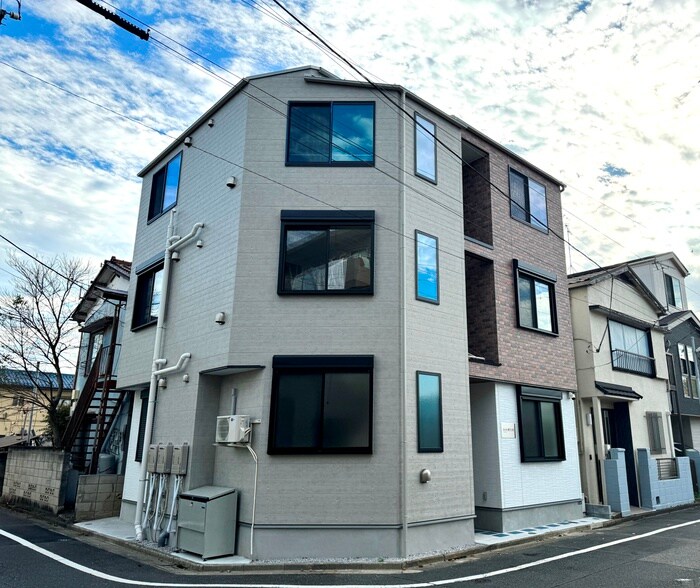 物件外観写真2　(外観写真)