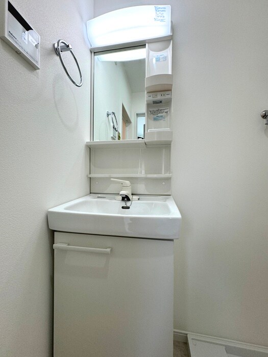 物件内観写真13　(洗面)