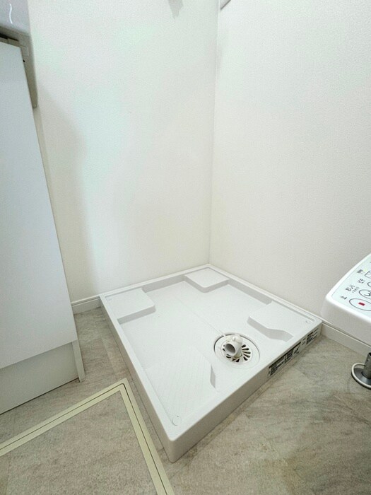 物件内観写真14　(洗濯機置場)