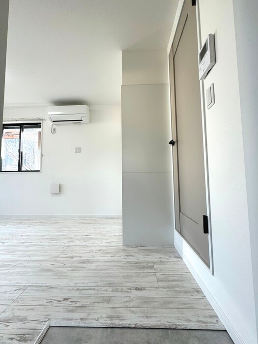 物件内観写真19　(室内からの展望)