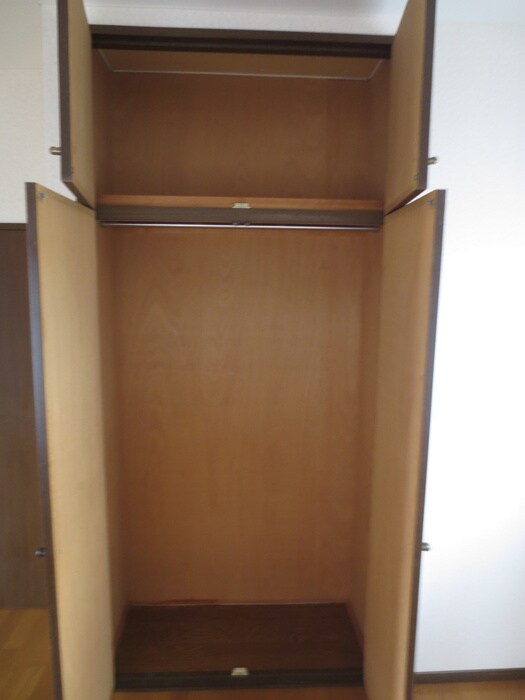 物件内観写真12　(収納)