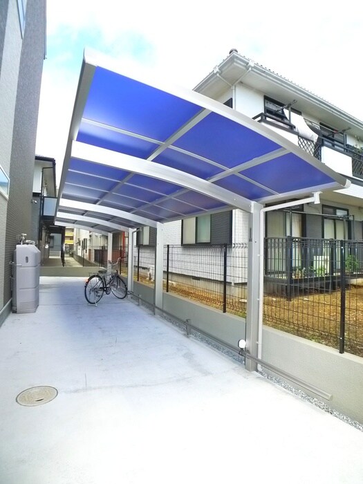 物件外観写真5　(駐輪場)