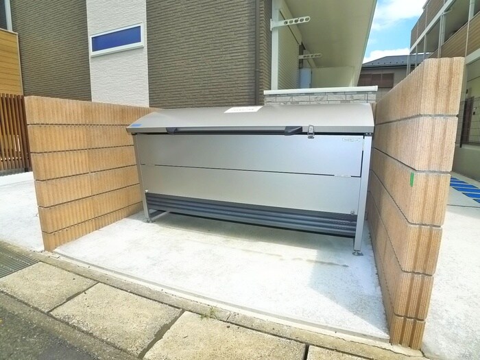 物件外観写真6　(建物設備)