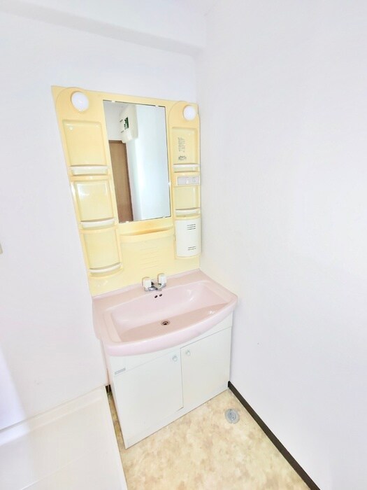 物件内観写真11　(洗面)