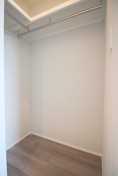 物件内観写真11　(収納)