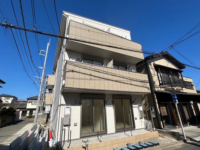 物件外観写真4　(建築中)