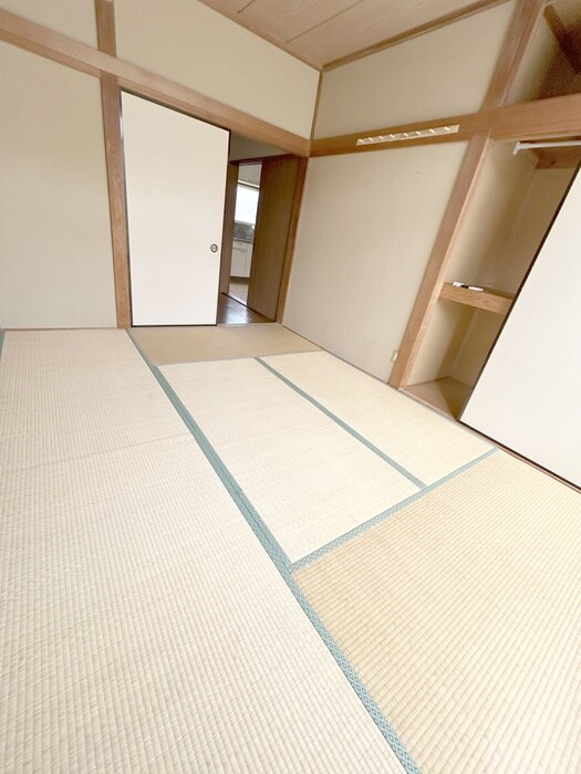 物件内観写真9　(居室)