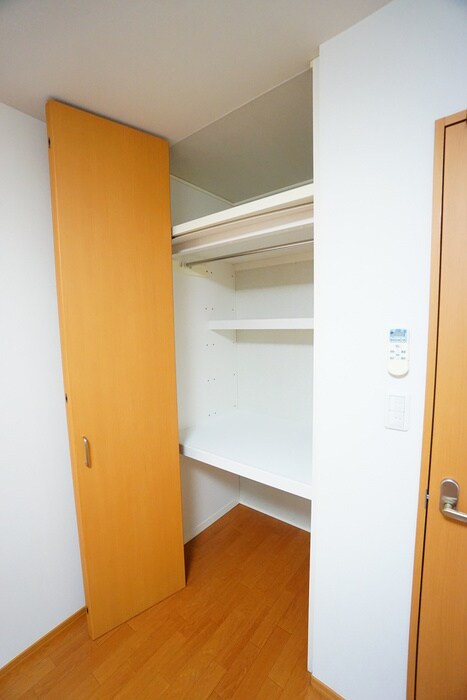 物件内観写真13　(収納)