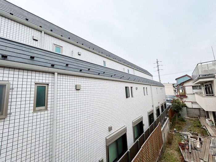 物件内観写真20　(室内からの展望)