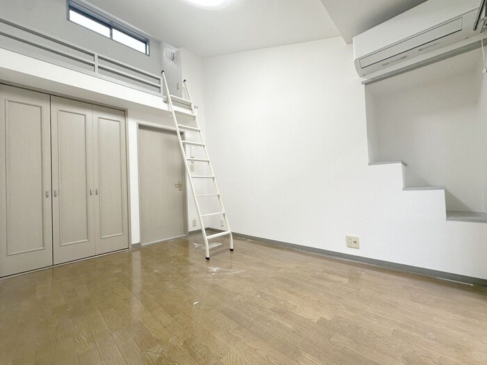 物件内観写真8　(居室)