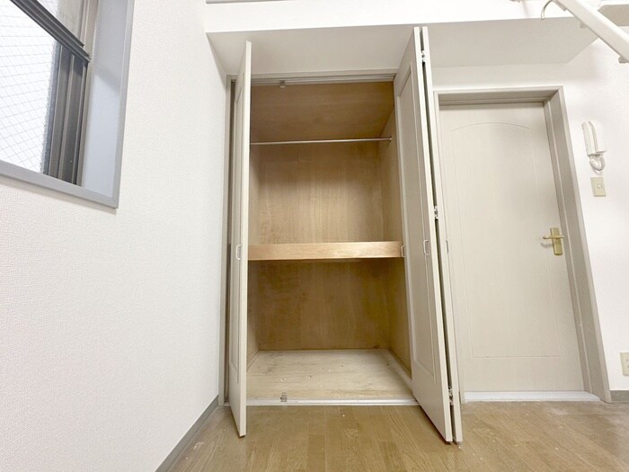 物件内観写真15　(収納)