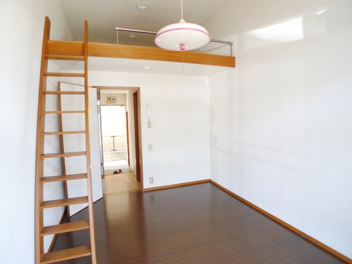 物件内観写真7　(居室)