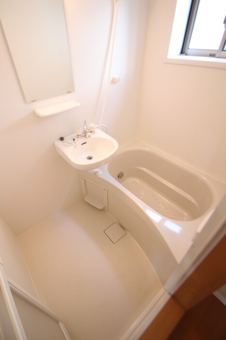 物件内観写真8　(バス／シャワールーム等)