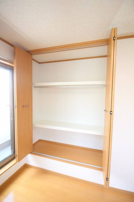 物件内観写真13　(収納)