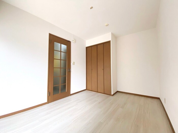 物件内観写真6　(居室)