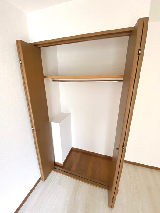 物件内観写真13　(収納)