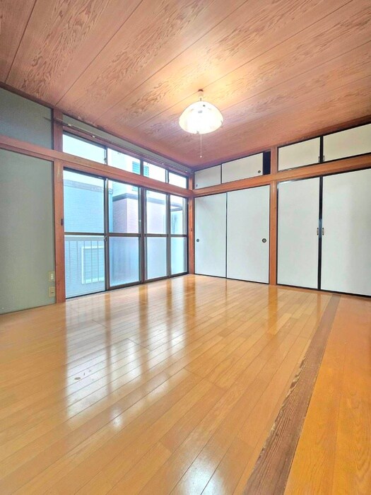 物件内観写真8　(居室)