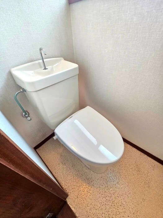 物件内観写真11　(トイレ)