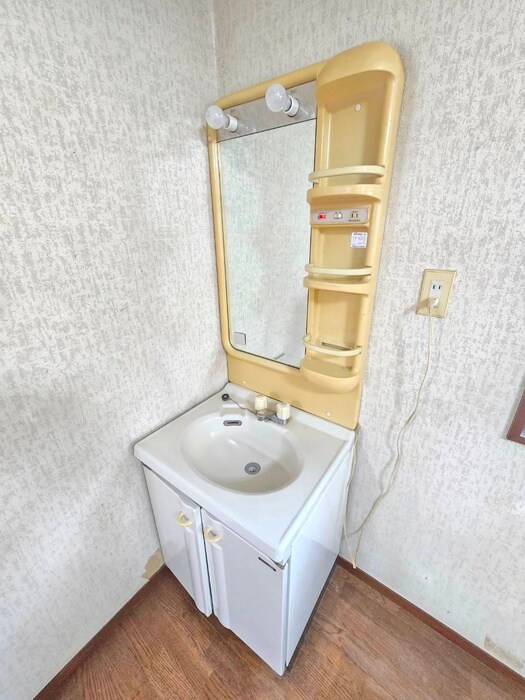 物件内観写真12　(洗面)